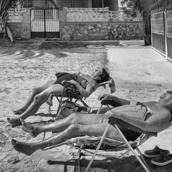 THE SUN SISTERS –  SPAIN